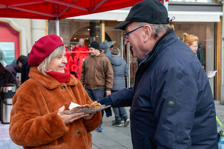 2024-11-21_KPÖ-Wahlfinale-Infostand-2.jpg